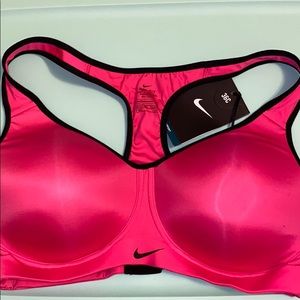 NWT Nike Sports Bra 36C